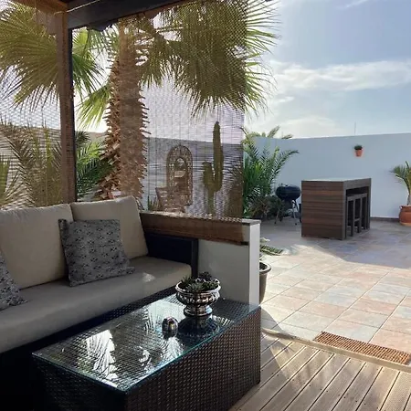 Semesterbostad La Mar Poolvilla *