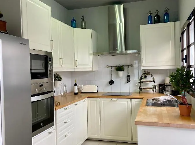 La Mar Poolvilla קוסטה טגוויסה